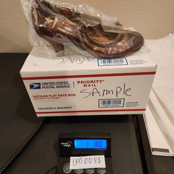 KENZIE Rust Red Copper Leather Metallic Mary Jane Heel Grannycore Women 7M FLAW - Picture 12 of 12